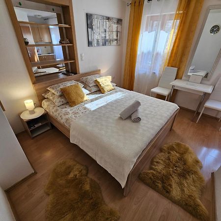 Studios Magnolia Трогір Екстер'єр фото